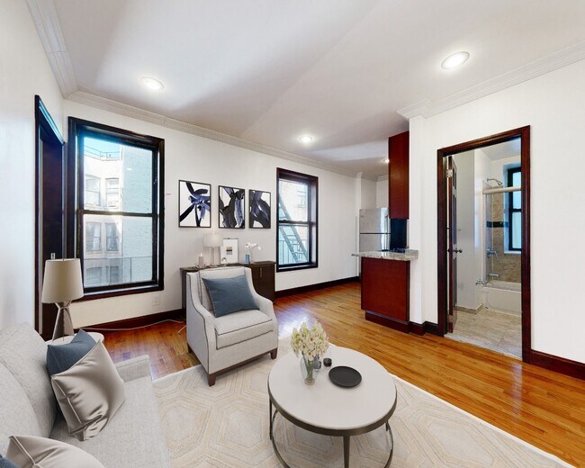 West 115th Street photo 2