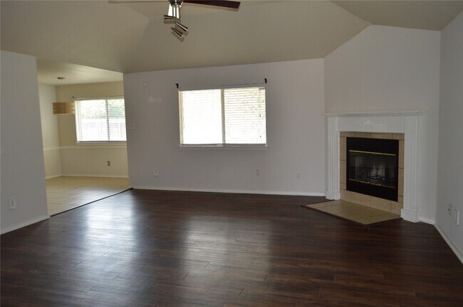 1809 Herndon Dr Killeen, TX 76543 photo 3