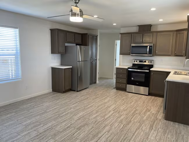 10701 N 99th Ave Peoria, AZ 85345 photo 2