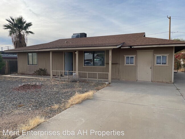 325 PERETZ CIR photo 3
