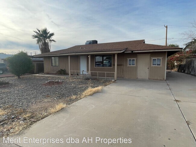 325 PERETZ CIR photo 2