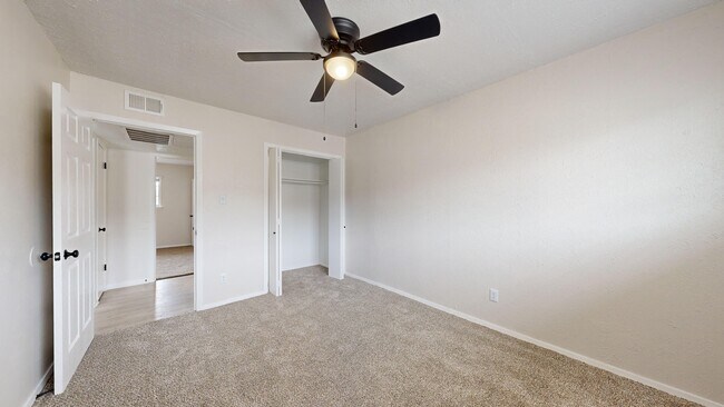 Park Row Apartments photo 3
