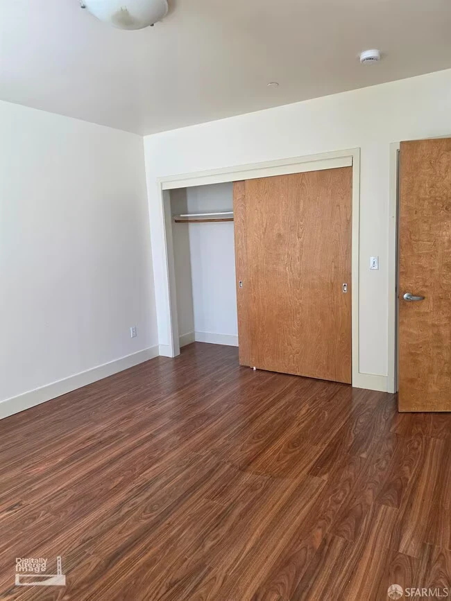2333 Mission St San Francisco, CA 94110 photo 4