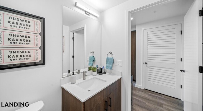 8511 15th Ave NW Seattle, WA 98117 photo 2