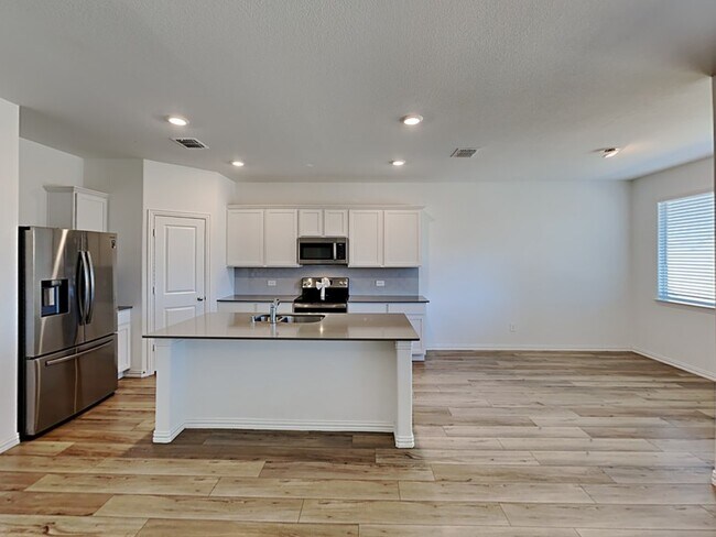 6928 Falconer Way Fort Worth, TX 76179 photo 5