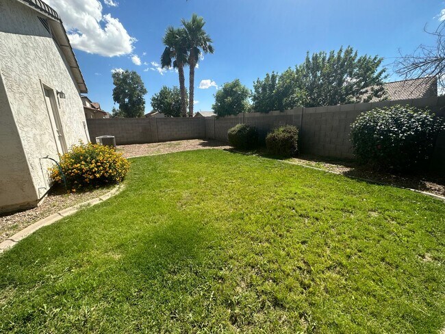 EXTRA PARKING WITH 2 CAR GARAGE AND EXTENDED DRIVEWAY photo 5