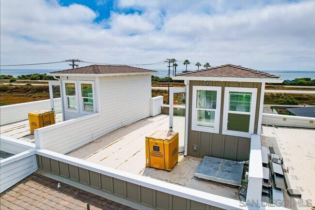 7080 Ponto Rd Carlsbad, CA 92011 photo 3