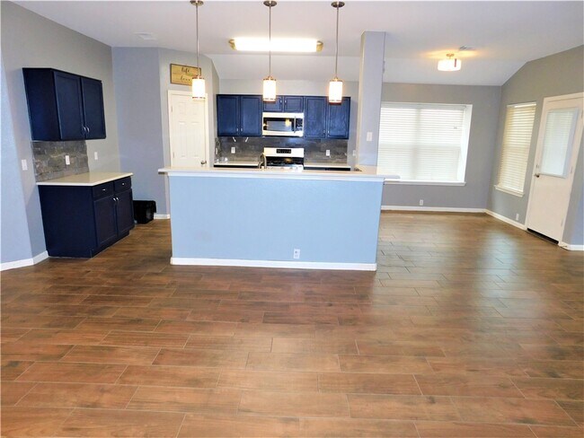 2301 Founder Dr Cedar Park, TX 78613 photo 4