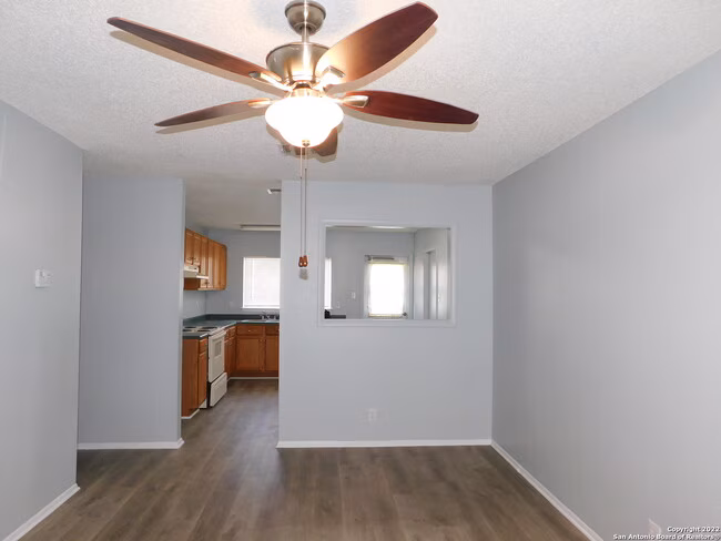 6707 Pleasant Oak Dr San Antonio, TX 78227 photo 3