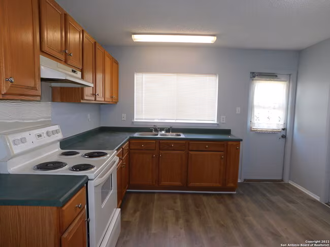 6707 Pleasant Oak Dr San Antonio, TX 78227 photo 5