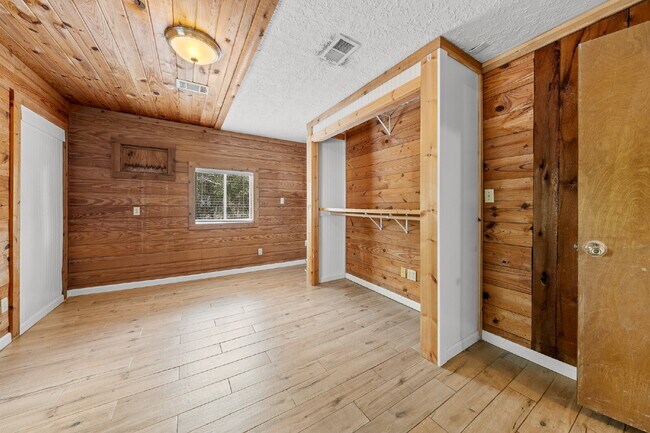 301 Tatum Rd Martindale, TX 78655 photo 5