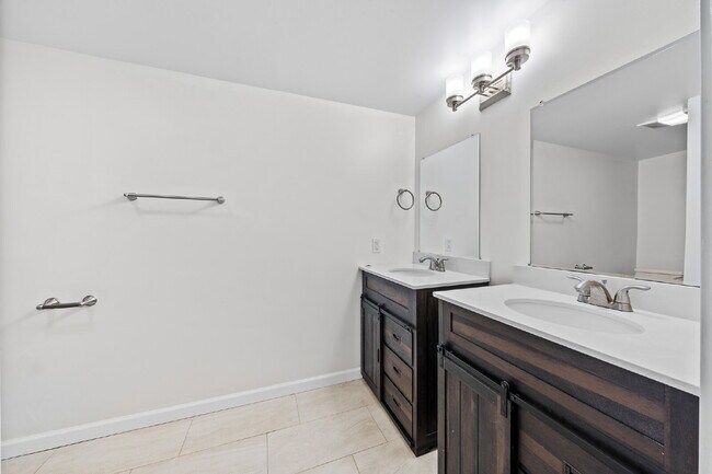 301 Tatum Rd Martindale, TX 78655 photo 4