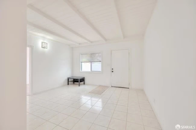 6029 Macarthur Blvd Oakland, CA 94605 photo 4