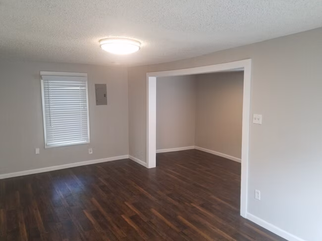 4143 Odessa St Dallas, TX 75212 photo 4