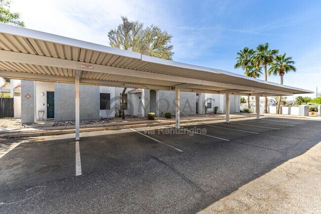 280 S ELIZABETH Way photo 3