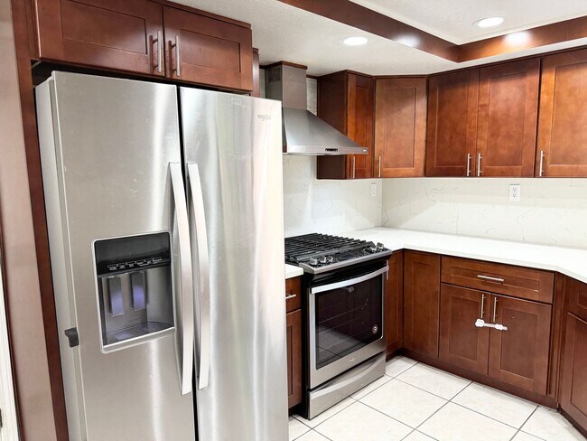 Perfect Shape Pleasanton Single Family Home Near Downtown photo 3