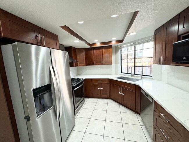 Perfect Shape Pleasanton Single Family Home Near Downtown photo 2