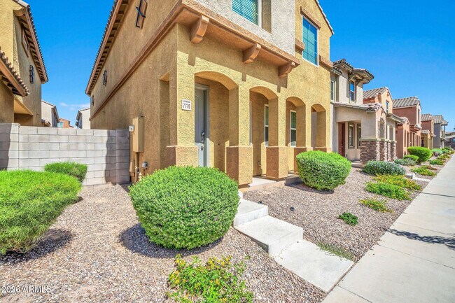 7770 W Alvarado Rd Phoenix, AZ 85035 photo 3