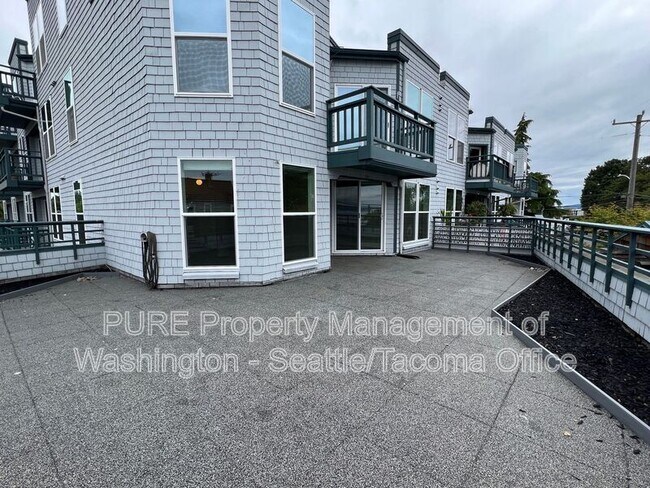 2920 Alki Ave SW Seattle, WA 98116 photo 5
