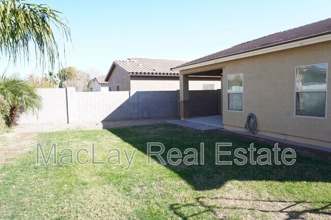 826 W Harvest Rd San Tan Valley, AZ 85140 photo 4