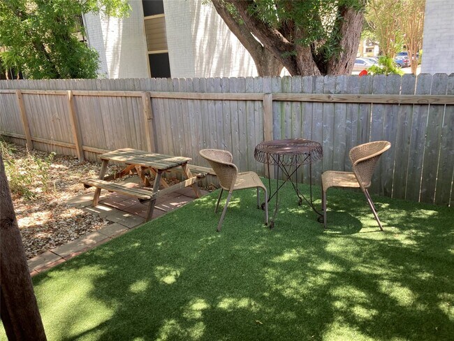 1101 Justin Ln Austin, TX 78757 photo 5