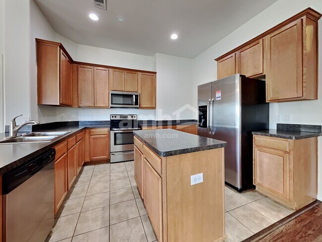 820 Cheryl Street, Crowley, TX 76036 photo 3