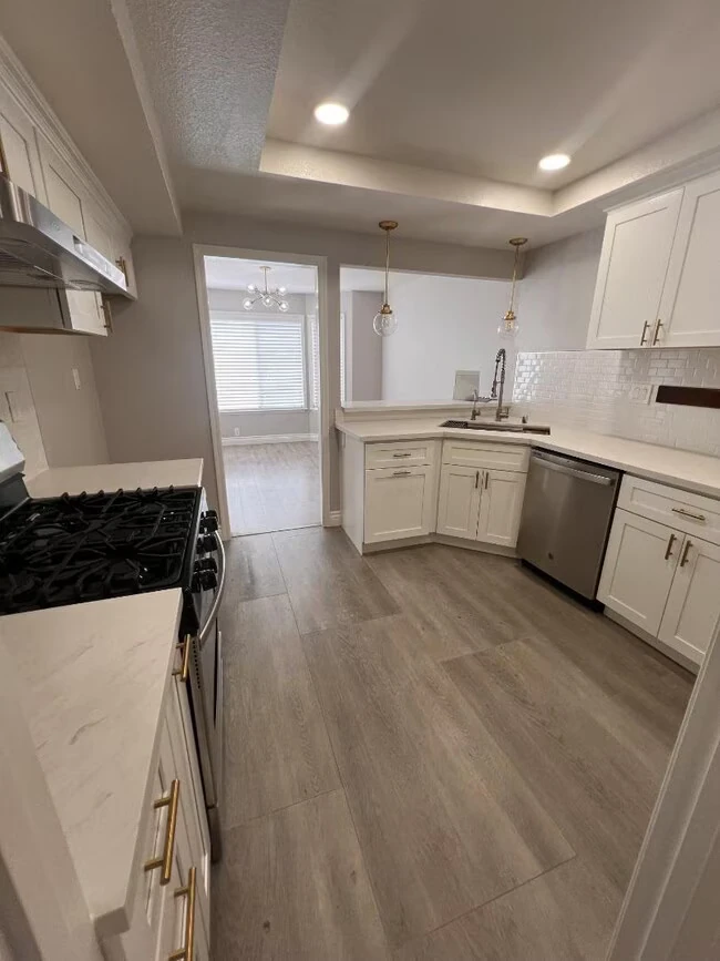 3754 Bobwhite Terrace Fremont, CA 94555 photo 3