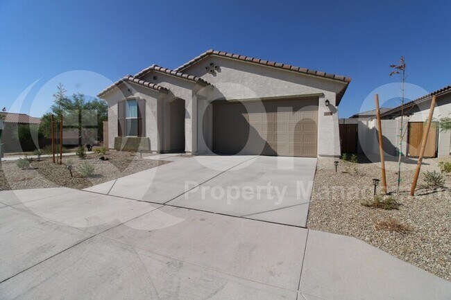 24196 West Hess Avenue, Buckeye, AZ 85326 photo 2