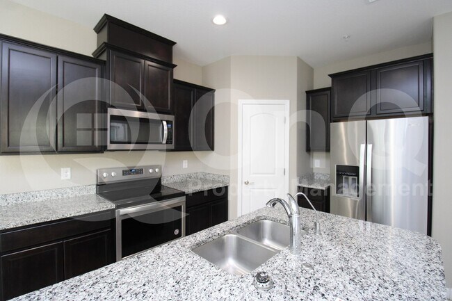 1255 N Arizona Ave Chandler, AZ 85225 photo 2