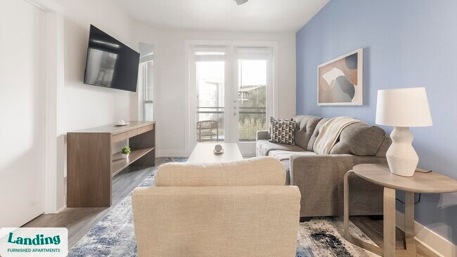 810 W St Johns Ave Austin, TX 78752 photo 4