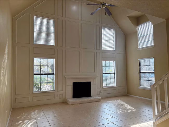 500 Button Willow Court, Irving, TX 75063 photo 2