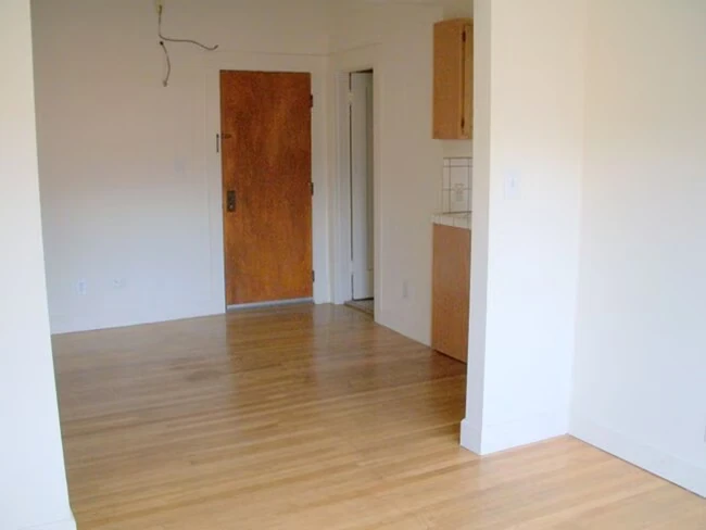 1988 California St Berkeley, CA 94703 photo 3