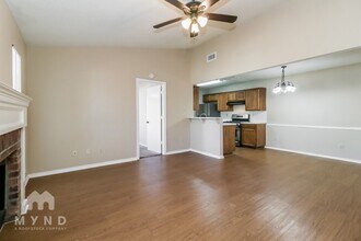 1213 Hyridge St photo 5