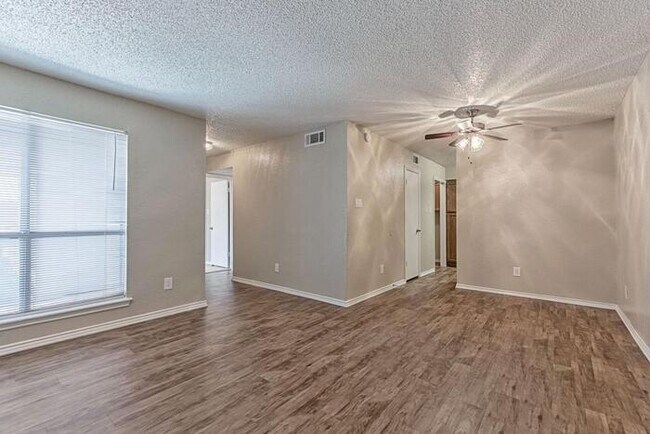 4031 N Star Dr Irving, TX 75038 photo 3