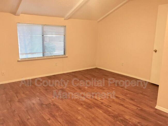 3800 Allegro Lugar St Austin, TX 78749 photo 2
