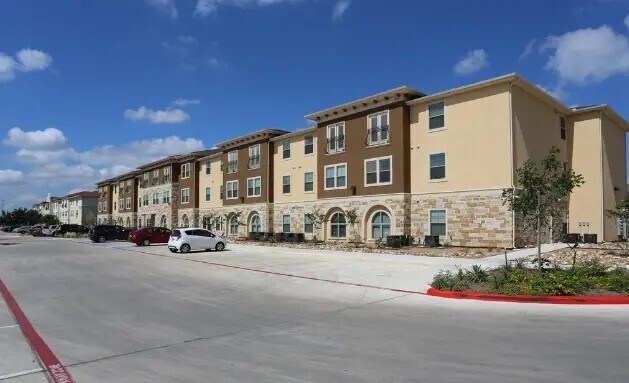 115 Darson Marie Dr San Antonio, TX 78226 photo 3
