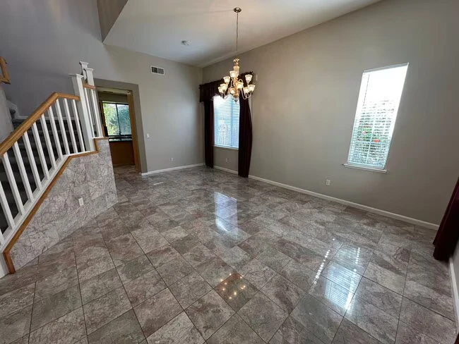 2283 Gary Ln Tracy, CA 95377 photo 4