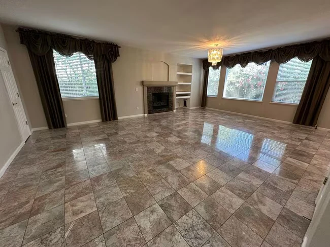 2283 Gary Ln Tracy, CA 95377 photo 3