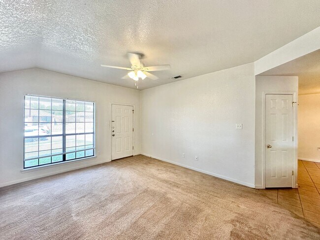 3102 Dannen Ct Killeen, TX 76549 photo 4