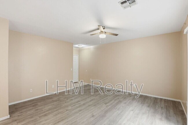 15818 N 25th St Phoenix, AZ 85032 photo 5