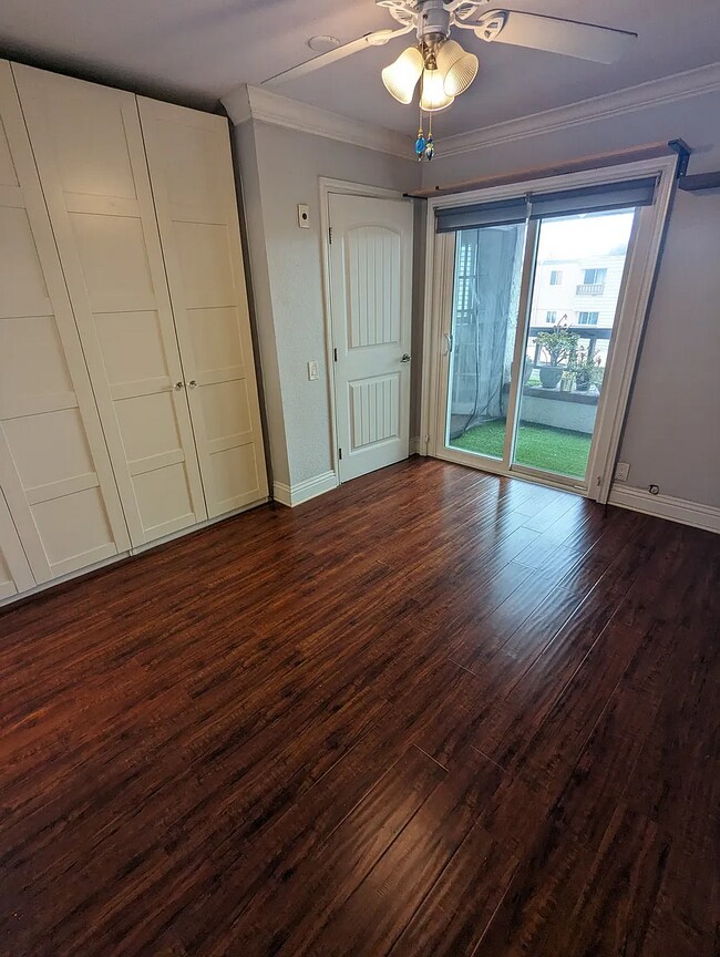 3142 Midway Dr San Diego, CA 92110 photo 5