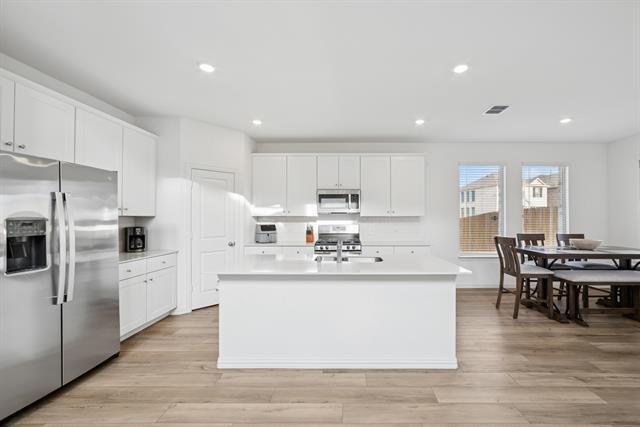10040 Thornapple Rd Fort Worth, TX 76179 photo 5
