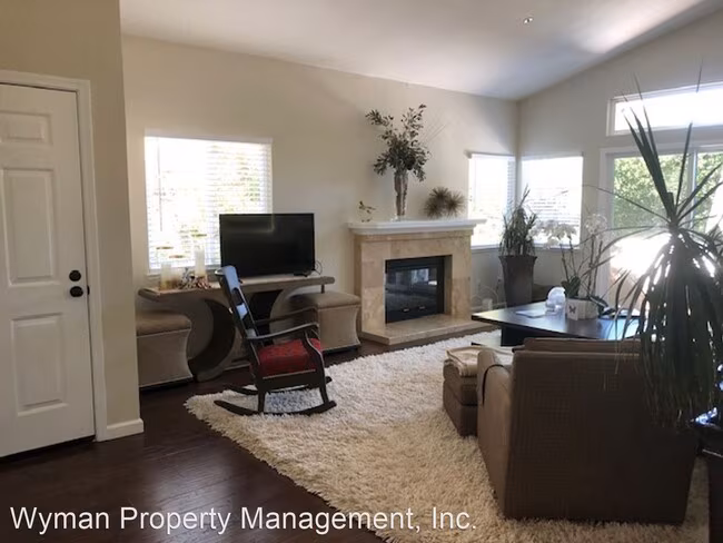4521 Dalton Dr Napa, CA 94558 photo 3