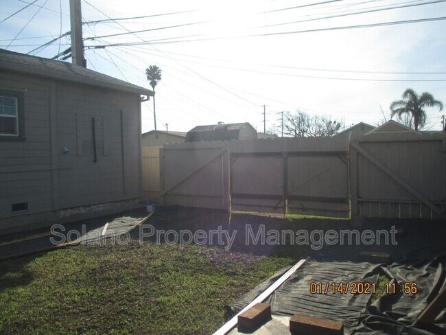 721 Broadway St Fairfield, CA 94533 photo 2