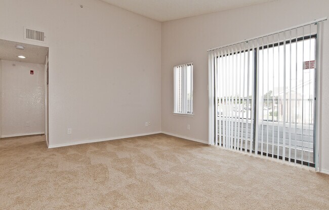 Oakwood Condos Bedford photo 5