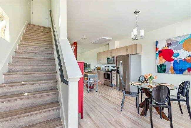 7805 Cooper Lane, Austin, TX 78745 photo 3