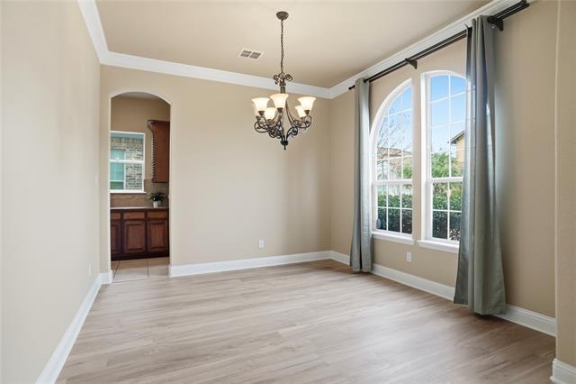 838 San Clemente Irving, TX 75039 photo 4