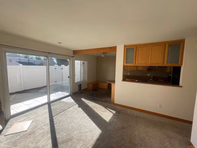 1333 Evergreen Dr Encinitas, CA 92007 photo 2
