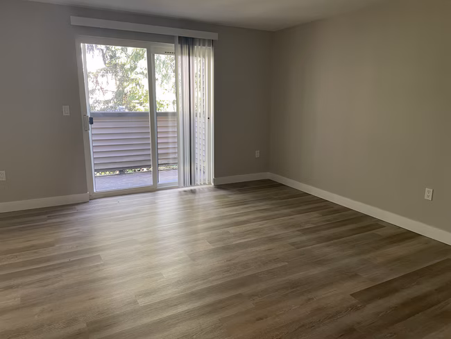 Redmond Park Apts photo 4