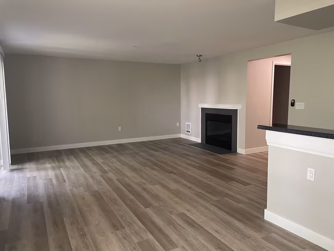 Redmond Park Apts photo 5